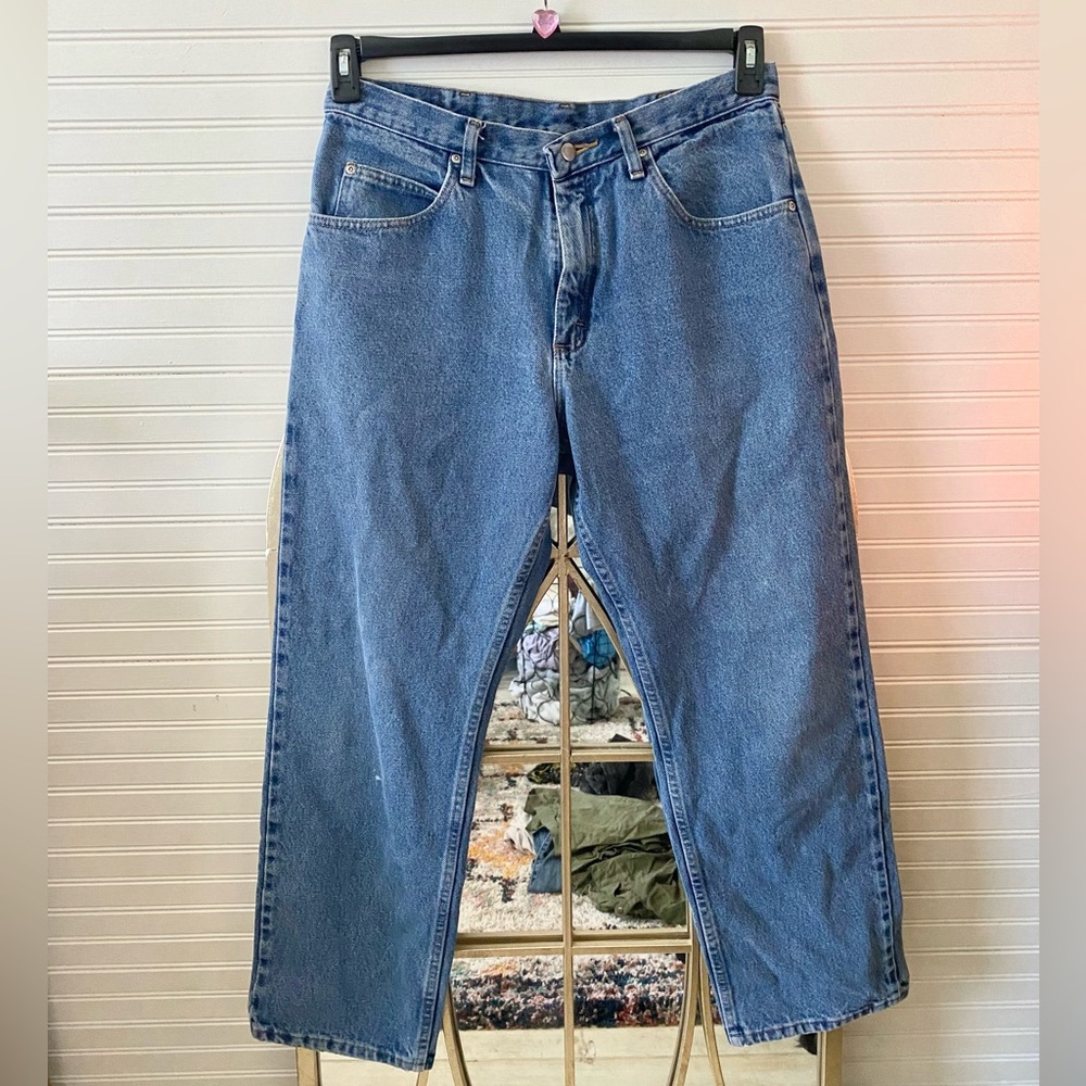 Wrangler Jeans Men's 34x30 (Women’s Equivalent: size 10, high-waisted) 💙👖